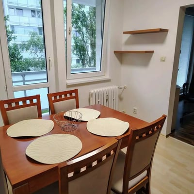 Location longue durée d’un appartement de 3 pièces, 67 m², à Karlova Ves, Bratislava, Slovaquie