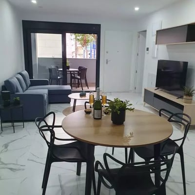 Долгосрочная аренда 2-комнатной квартиры, 95 м², в Торревьехе, Испания