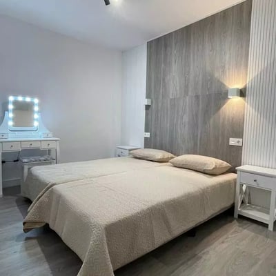 Langzeitmiete einer 2-Zimmer-Wohnung, 75 m², in Torrevieja, Spanien