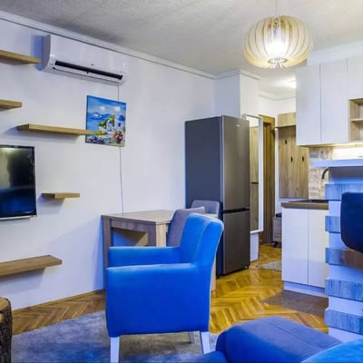 Langzeitmiete einer 2-Zimmer-Wohnung, 48 m², Stadtteil Neu-Belgrad, Belgrad, Serbien