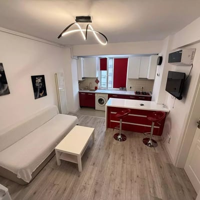 Location longue durée d’un appartement confortable de 2 pièces, 45 m², Mamaia Nord, Constanța, Roumanie