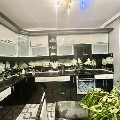 Alquiler a largo plazo de un piso de 2 habitaciones, 75 m², Botanica, Chisináu, Moldavia