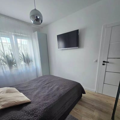 Miete einer komfortablen 2-Zimmer-Wohnung, 40 m², Fabryczna, Breslau, Polen