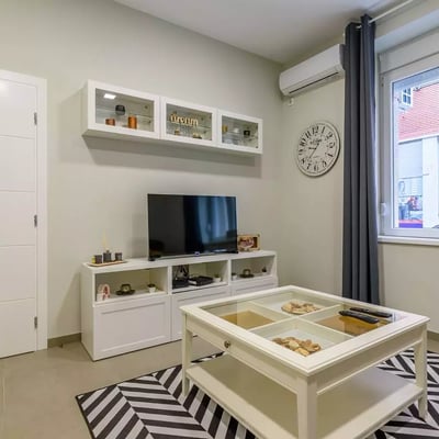 Miete einer modernen 2-Zimmer-Wohnung, 58 m², Stadtzentrum, Belgrad, Serbien