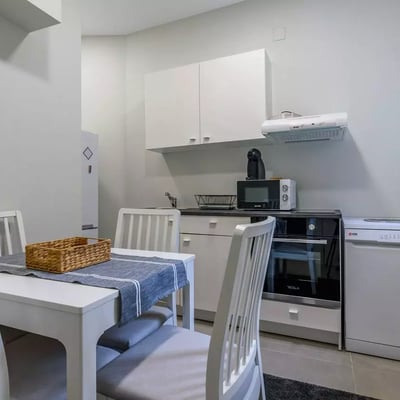 Miete einer modernen 2-Zimmer-Wohnung, 58 m², Stadtzentrum, Belgrad, Serbien