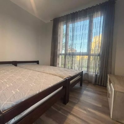 Miete einer geräumigen 3-Zimmer-Wohnung, Varna, Bulgarien