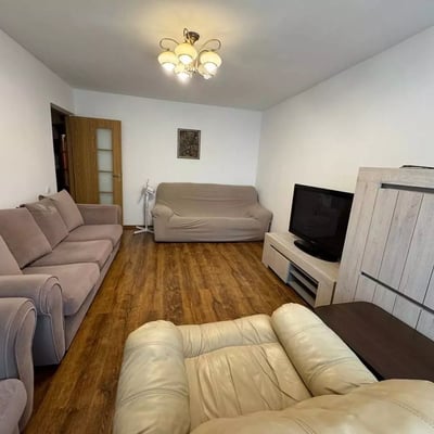 Rental of spacious 3-room apartments, 80 m², Faleza Nord, Constanța, Romania