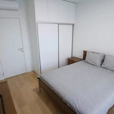 Аренда просторной 4-комнатной квартиры, 99 м², BW King’s Park, Белград, Сербия