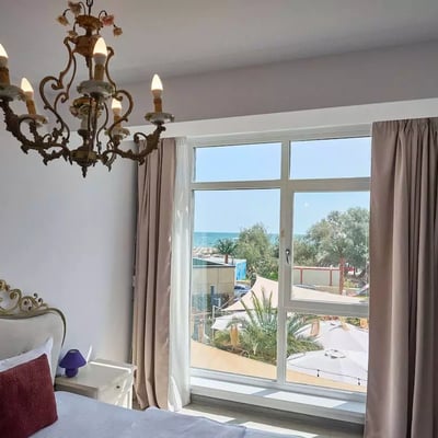 Rental of comfortable 3-room apartments, 75 m², Mamaia, Constanța, Romania