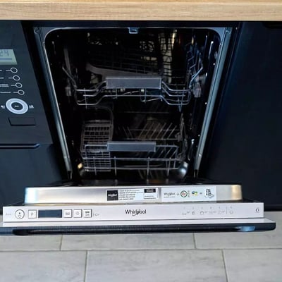 Miete komfortabler 2-Zimmer-Apartments, 53 m², Mamaia, Constanța, Rumänien