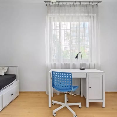 Location d’un appartement élégant de 3 pièces, 80 m², Stary Mokotów, Varsovie, Pologne