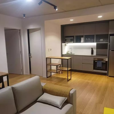 Langzeitmiete – 2-Zimmer-Wohnung in einem neuen hochwertigen Gebäude Torre Alley, Buenos Aires, Argentinien, Recoleta/Palermo