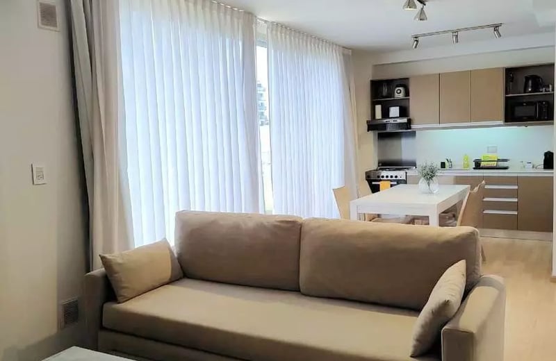 Long-term rental in Buenos Aires: Bright 2-room apartment with terrace in Belgrano