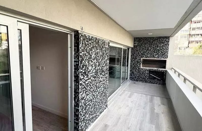 Long-term rental in Buenos Aires: Quiet 2-room apartment with balcony and pool in Palermo