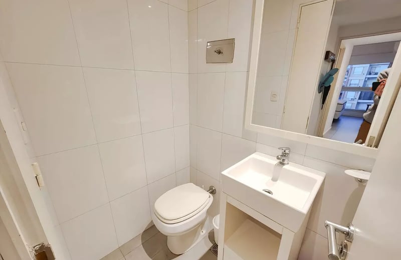Long-Term 2-Room Apartment with Pool and Security in Buenos Aires, Argentina, Palermo
