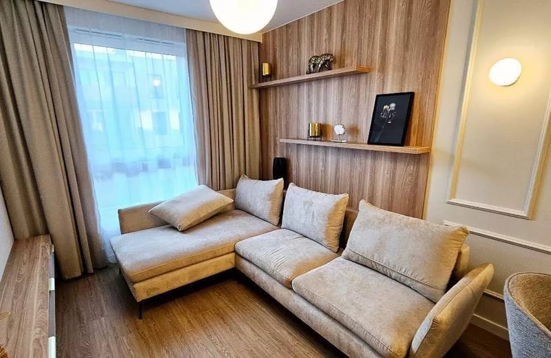 Alquiler de Apartamento de 2 Habitaciones, 35m², Calle Toruńska, Targówek, Varsovia, Polonia