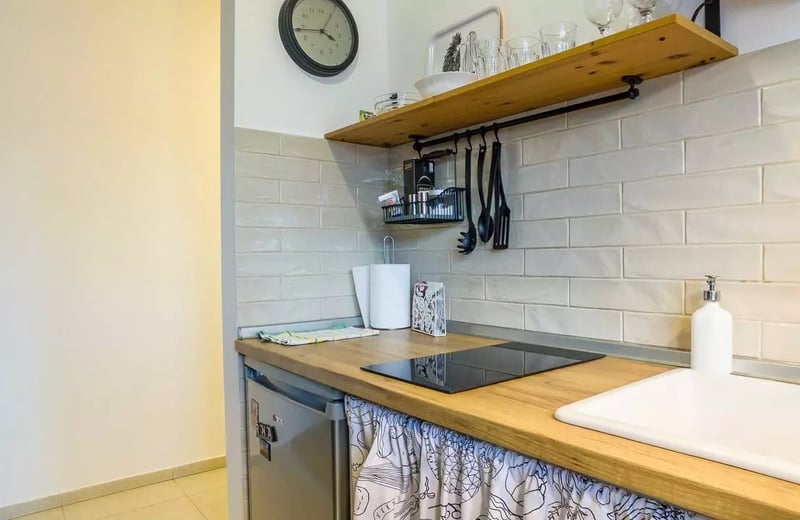 Long-term rental of a cozy 2-bedroom apartment in Vračar, Belgrade