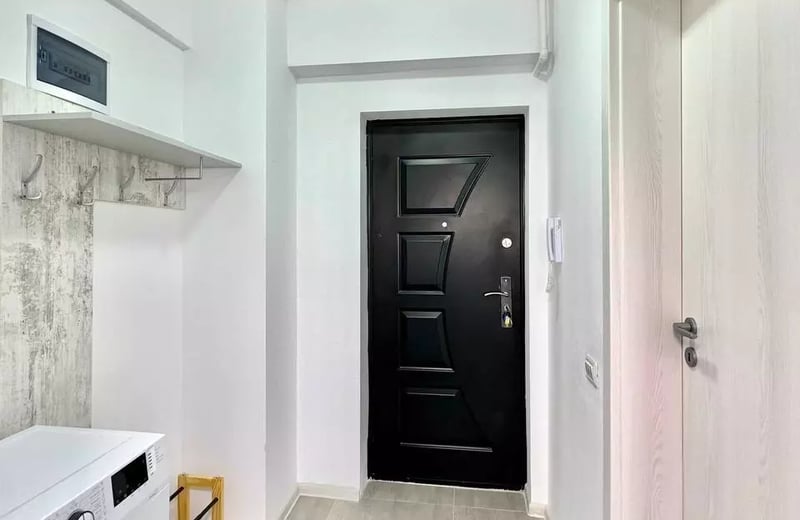 Long-term rental: One-bedroom studio apartment in "Militari Residence", Bucharest