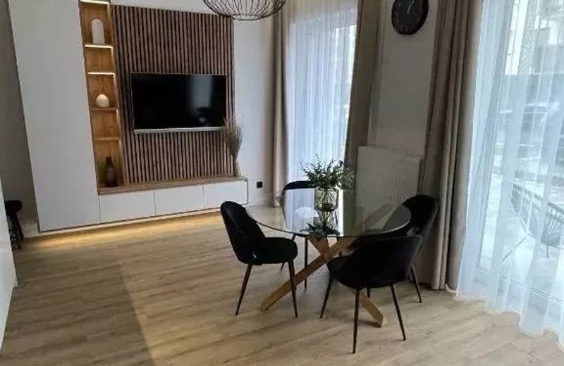 Long-term rental, Warsaw, Włochy: 2-room apartment 40 m²