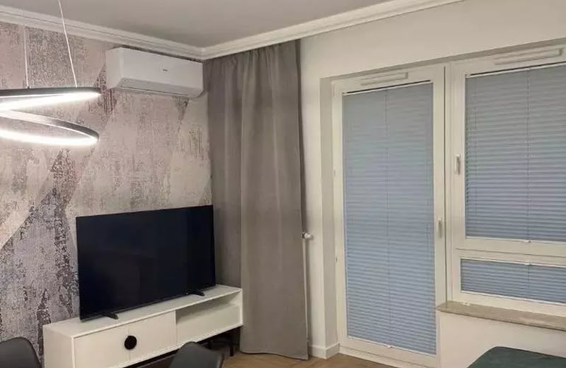 Alquiler a largo plazo, apartamento de 2 habitaciones, 44 m², Varsovia, distrito de Praga-Południe, calle Optyków