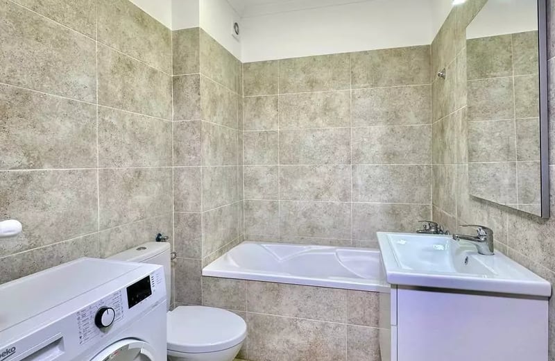 Long-term rental of a 2-rooms apartment in Bucharest, "Militari Residence" complex, Avangardei Tineretului 17 Street