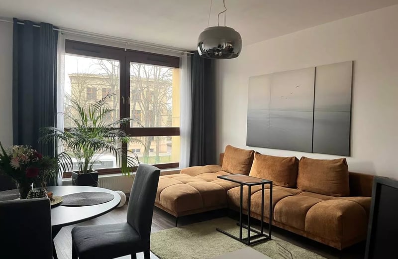 Alquiler a largo plazo de apartamento de 2 habitaciones en Cracovia, distrito Salwator, calle Senatorska