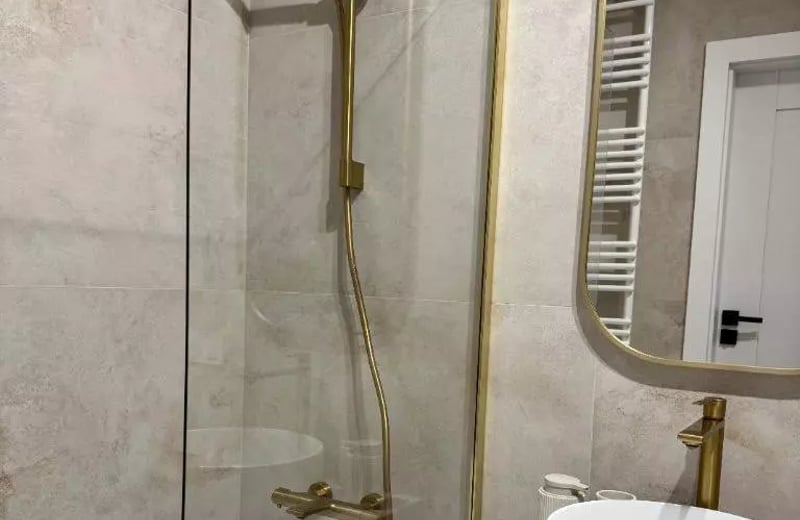 Alquiler a largo plazo de apartamento de 3 habitaciones en Cracovia, distrito Płaszów, Polonia