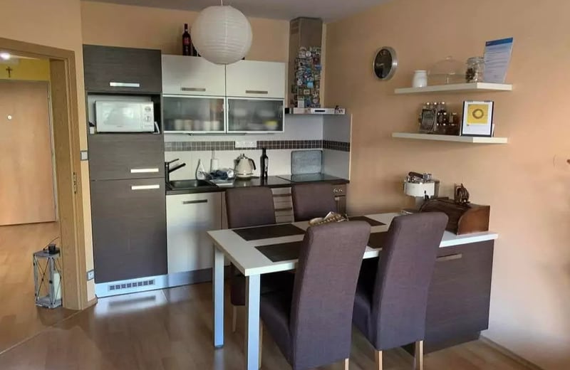 Долгосрочная аренда 2-комнатной квартиры (54 м² + балкон) в Ружинове, Братислава, Словакия