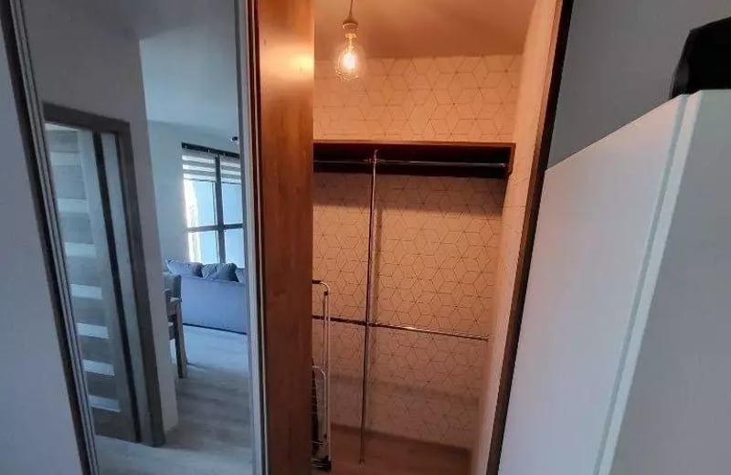 Long-term rental elegant apartment in a prime district, Kraków, Poland