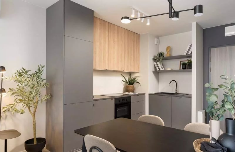 Long-term rental 2-room apartment with air conditioning and parking, Kraków
