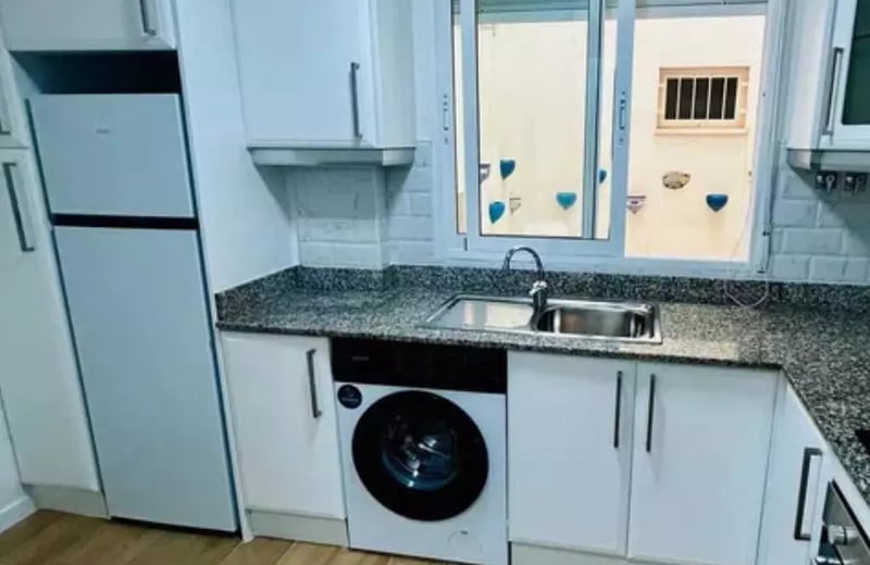 Long-term rental in Torrevieja (Alicante), 2 minutes from Los Locos beach