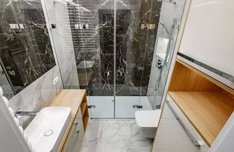 Long-term rental of a modern 3-room apartment in Wola (Warsaw) with a balcony and underground parking