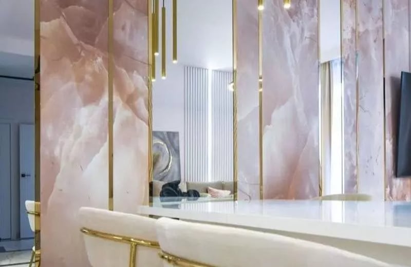 Alquiler a largo plazo de un piso de 2 habitaciones con balcón en la prestigiosa zona de Powiśle, Varsovia