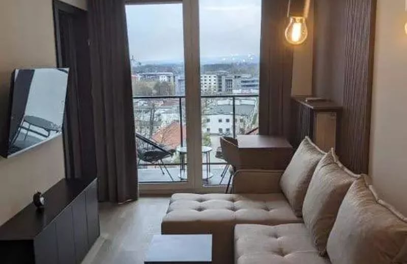 Long-term rental 2-room apartment 30m², Mogilska Street, Kraków city center