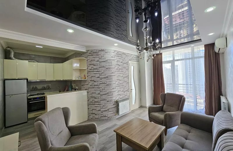 Long-term rental: apartment with sea view, Batumi, Georgia