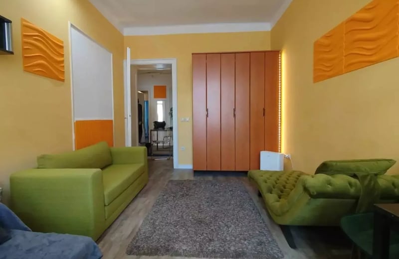 Alquiler a largo plazo piso de 3 habitaciones en el centro Belgrado, Serbia