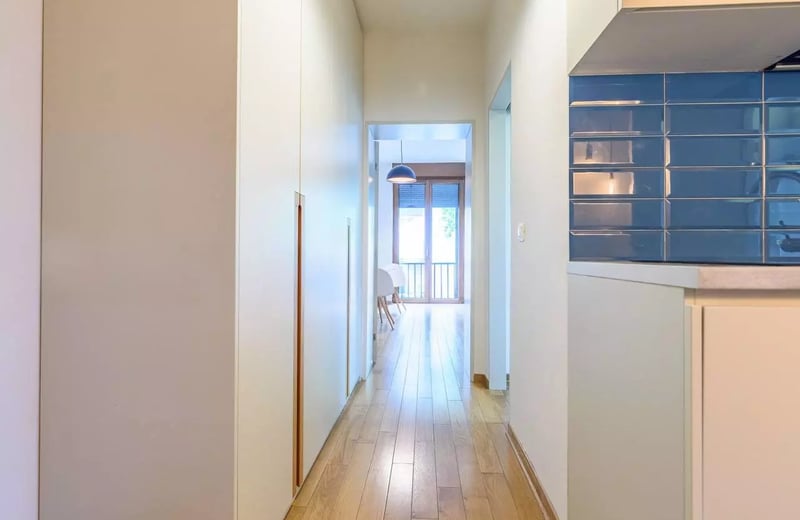 Long-term rent 2-room apartment in central Belgrade, 35m², pets allowed