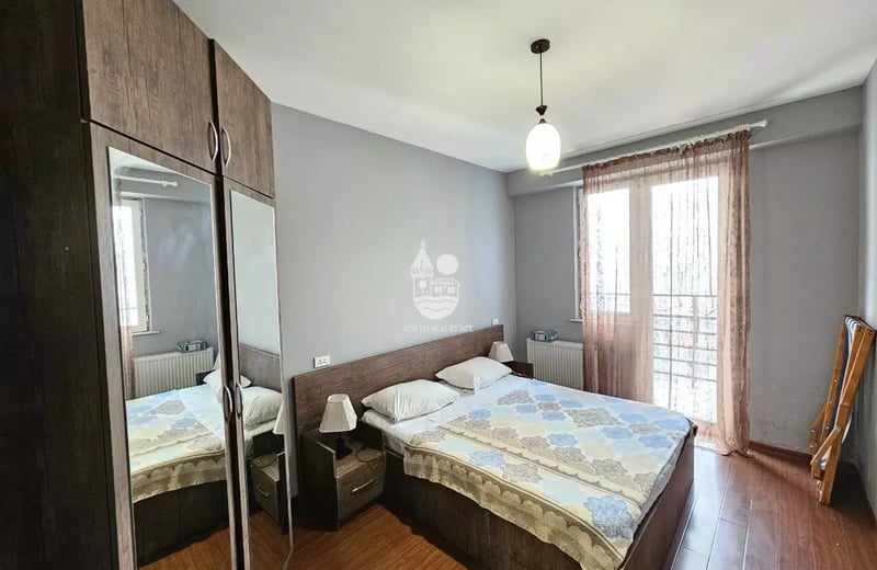 Alquiler a largo plazo amplio apartamento 3+1 en Batumi, Georgia