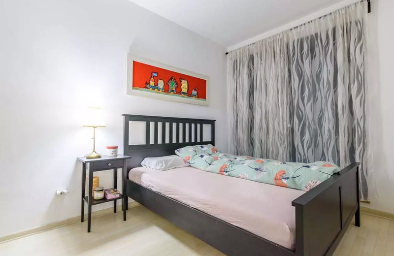 Alquiler a largo plazo en Belgrado departamento de 2 ambientes, 45 m² con balcón y calefacción