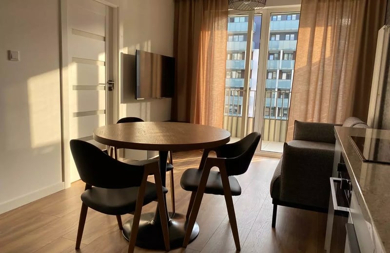 Long-term rental of a 2-room apartment with balcony, air conditioning, parking space in Ursus district, Warsaw