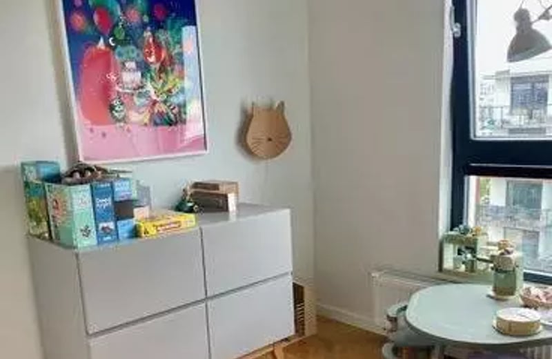 Long-term rental of a 54 m² 3-room apartment on Konstruktorska Street, Warsaw, Poland, with a balcony and parking