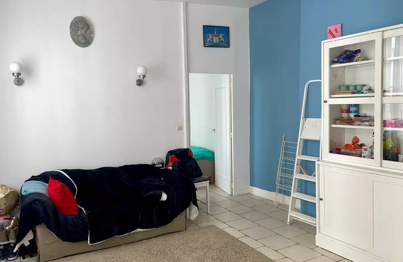 Long-term rental of a 35 m² 2-room apartment in central Paris, France