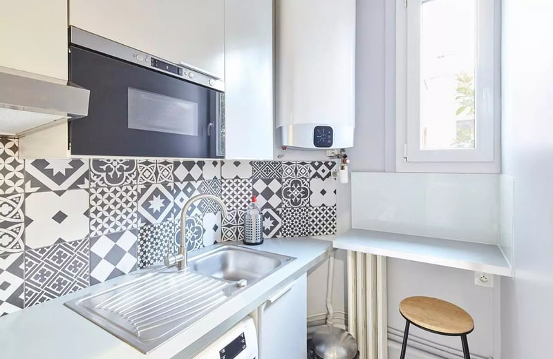 Long-term rental 24 m² studio in the 15th district of Paris, France