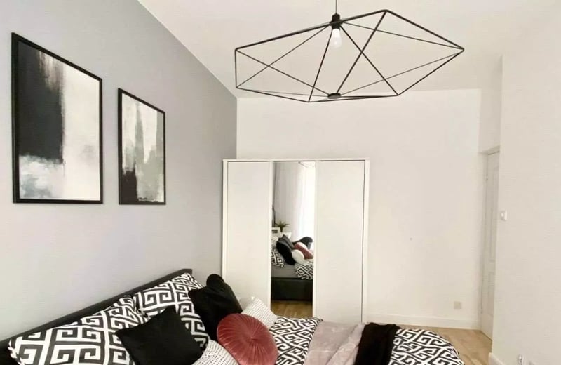 Long-term rental of a 3-room apartment, 90 m² in Warsaw, Poland