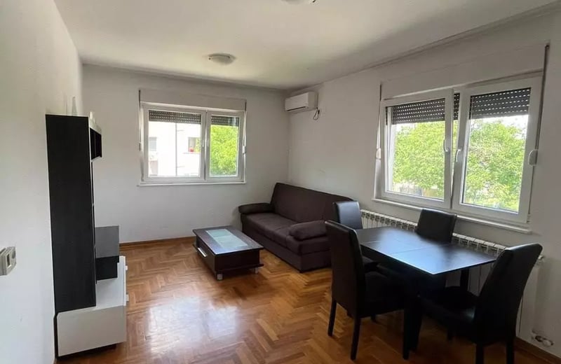 Location longue durée d’un appartement 2 pièces de 44 m² à Belgrade, Serbie