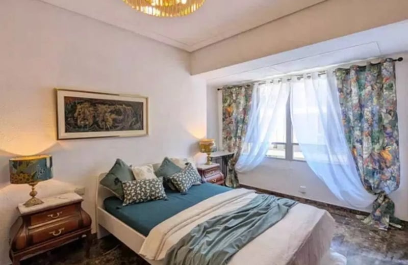 Long-term rental 3-bedroom apartment in Alicante, Spain