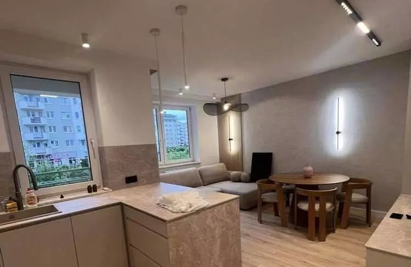 Alquiler a largo plazo de departamento de 2 habitaciones 53m² en Ursus, Varsovia, Polonia