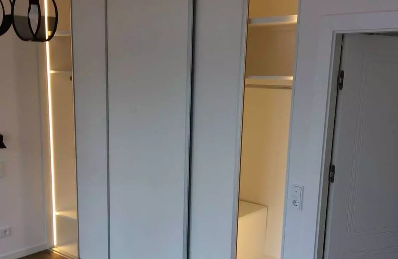Alquiler a largo plazo de un piso de 3 habitaciones y 65m² en Cracovia, Polonia