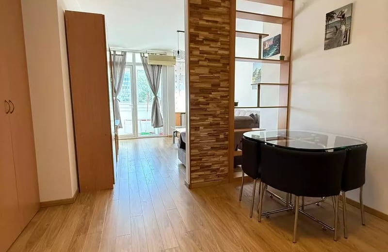 Alquiler a largo plazo de un piso de 2 habitaciones y 42m² en Nuevo Belgrado cerca del centro, Belgrado, Serbia