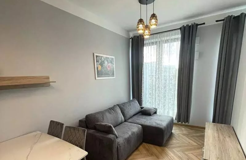 Долгосрочная аренда 2-комнатной квартиры 38м² в районе Воля, Варшава, Польша